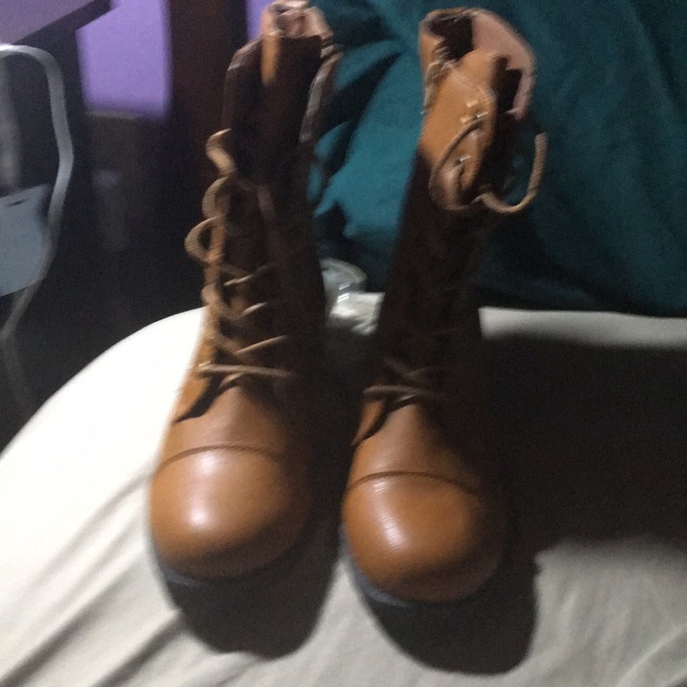 Bamboo combat boots
